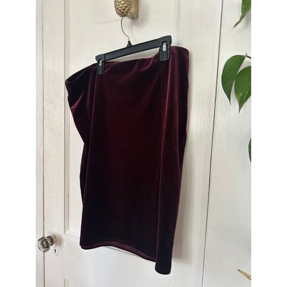 Express women’s size large maroon, velour skirt - Picture 2 of 7